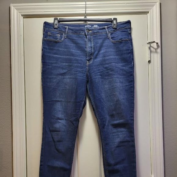 Old Navy, Plus Size Jean, Size 16 - Picture 1 of 8